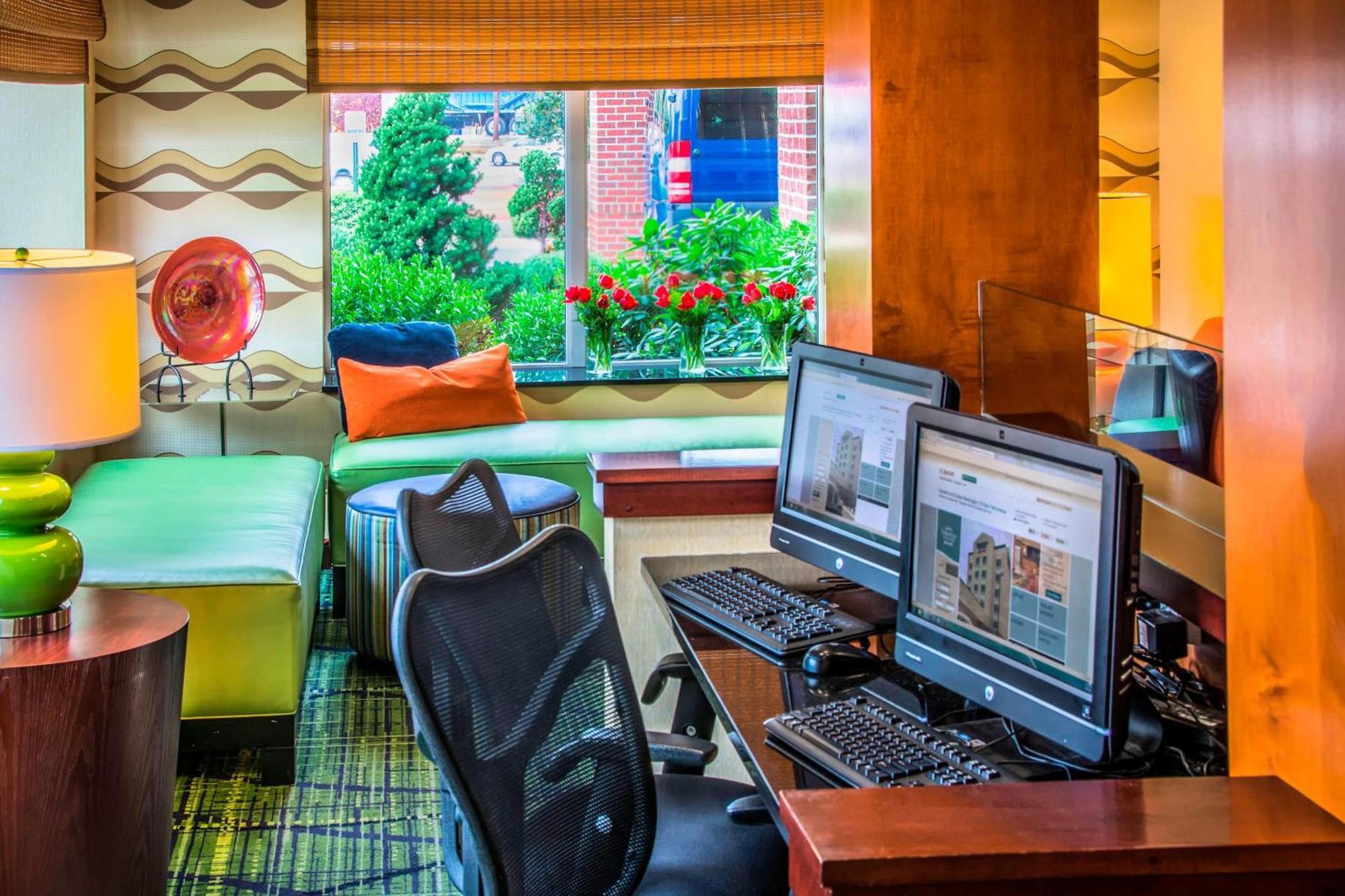 Hotel Fairfield & Suites-washington Dc Washington
